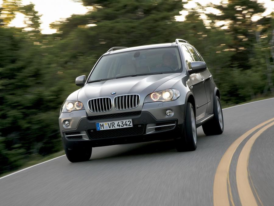  BMW X5 4.8i (E70) 2006 года  (WW) (фото 10 из 64)